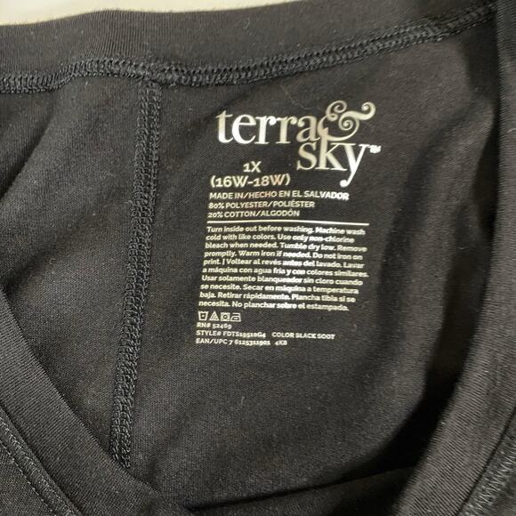 terra & Sky Tunic Top Womens 1X Black "EQUALITY" SHIRRED T' Shirt NEW - Picture 6 of 7